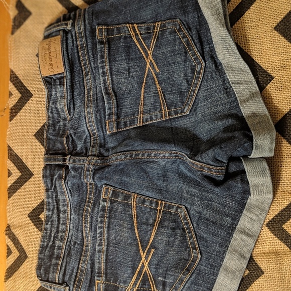 3/$25- denim shorts- midi - Picture 3 of 4